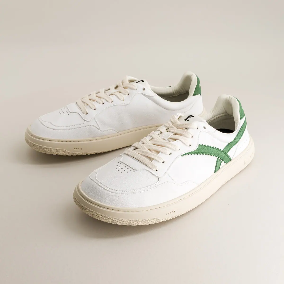 Босоногие кроссовки Fleeters Kiwi — белый и зелёный — фото 1 из 7