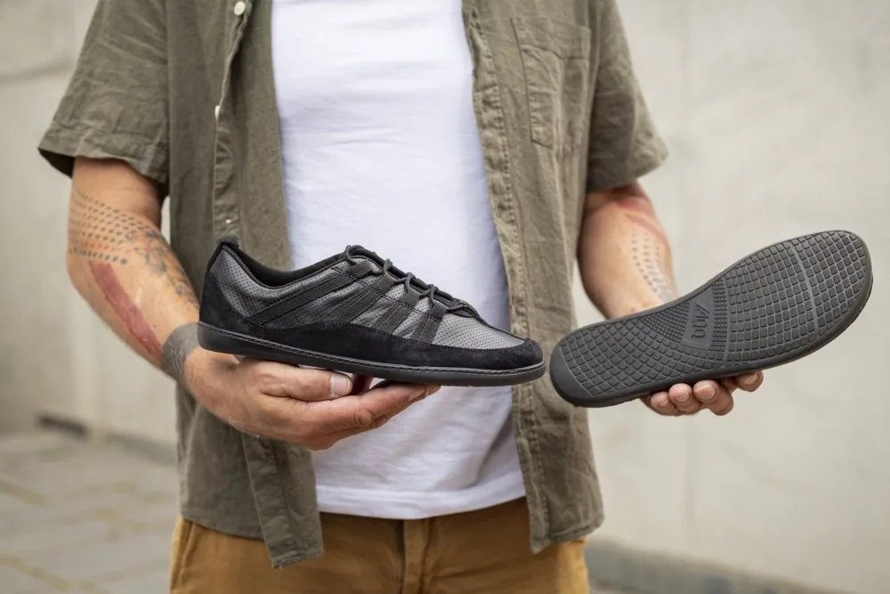 Кроссовки для женщин и мужчин ZAQQ SPARQ Low Black (чёрный цвет), фото 5